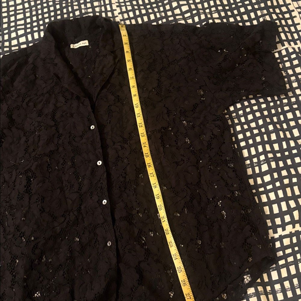 A Bronze Age oversized lace Romeo top Size M - Picture 7 of 13